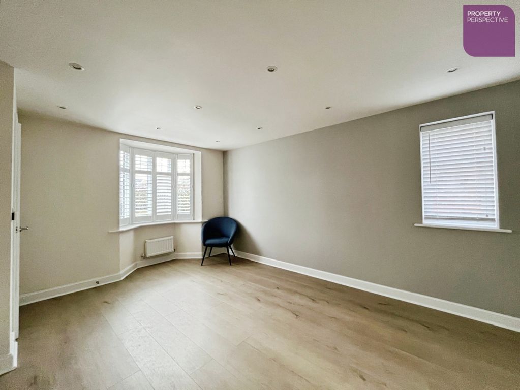 Property photo 2 of 15 Living Room