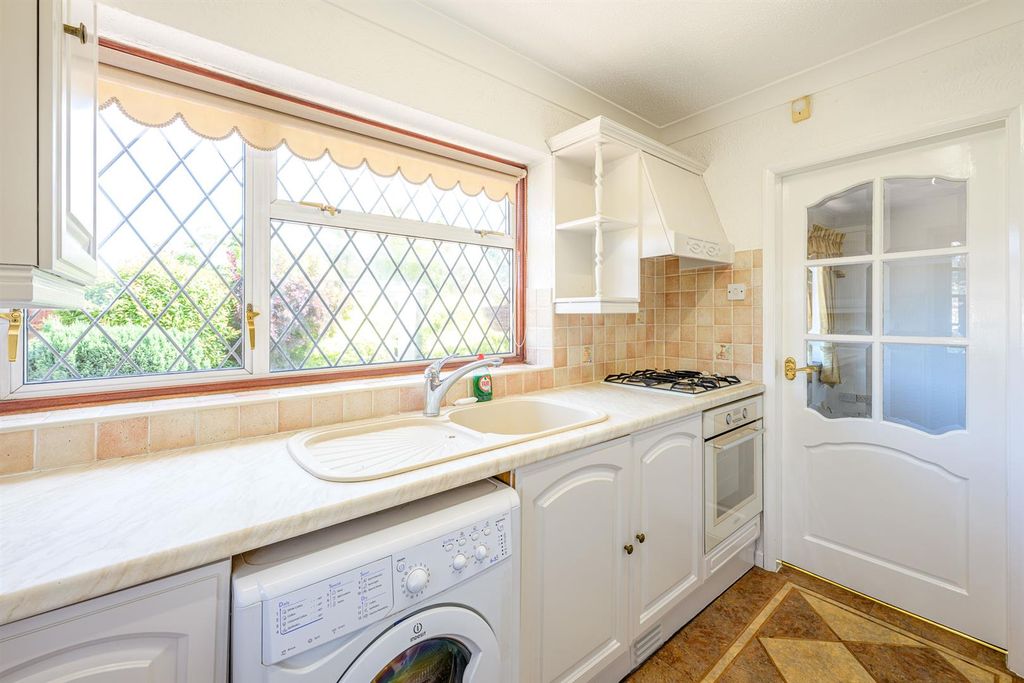 Property photo 3 of 15