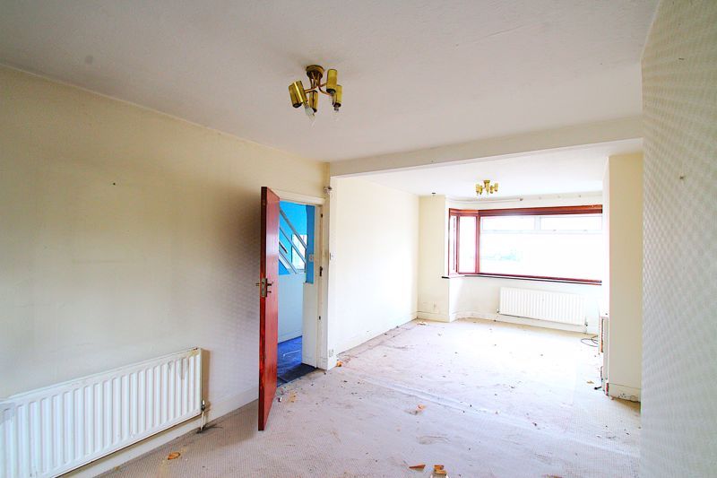 Property photo 3 of 12 Photo 3