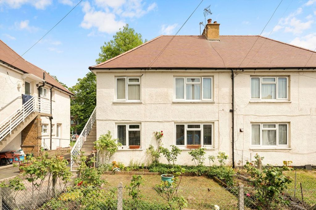 Property photo 1 of 6