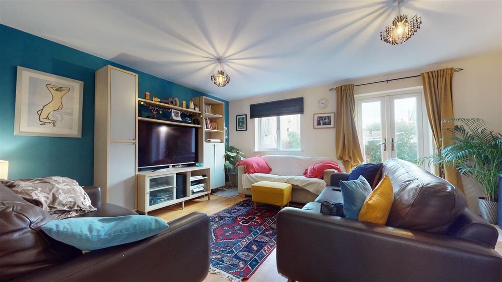 Property photo 2 of 10 73A-Woolcombe-11132023_170221.Jpg