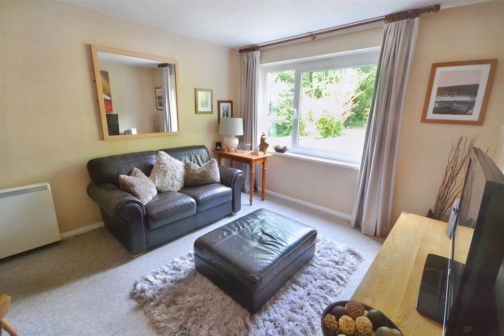 Additional image 10 of 2 bed flat for saleHaven Court, Little Haven, Haverfordwest SA62