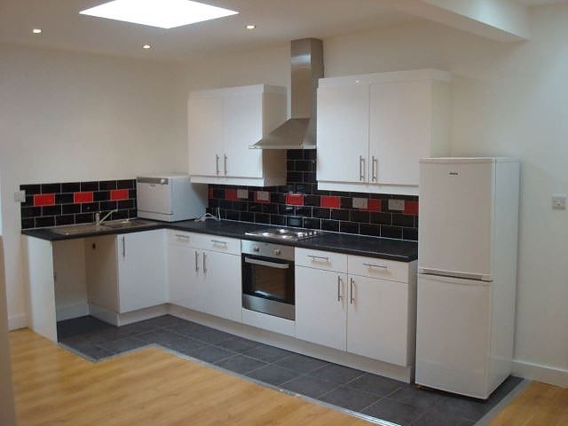 Property photo 1 of 5 1 (Main)