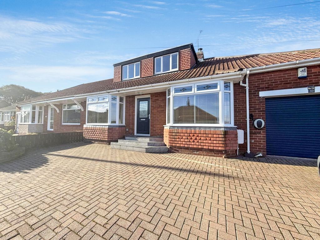Property photo 1 of 32