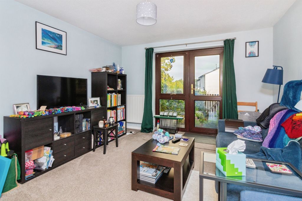 Property photo 2 of 17