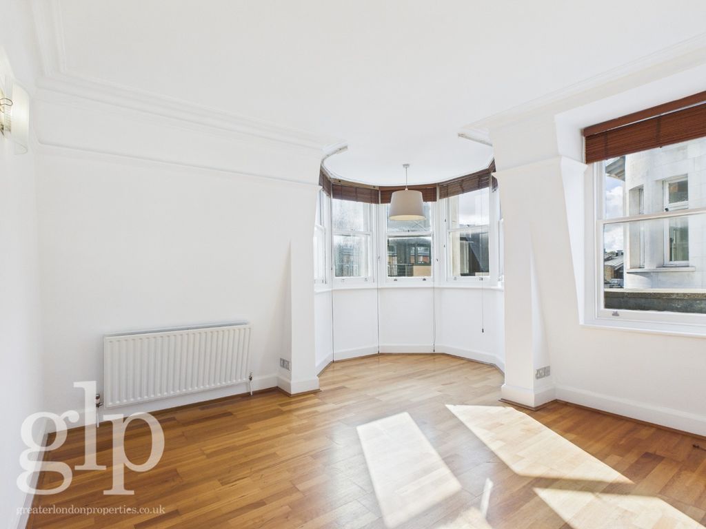 Property photo 1 of 16 977210