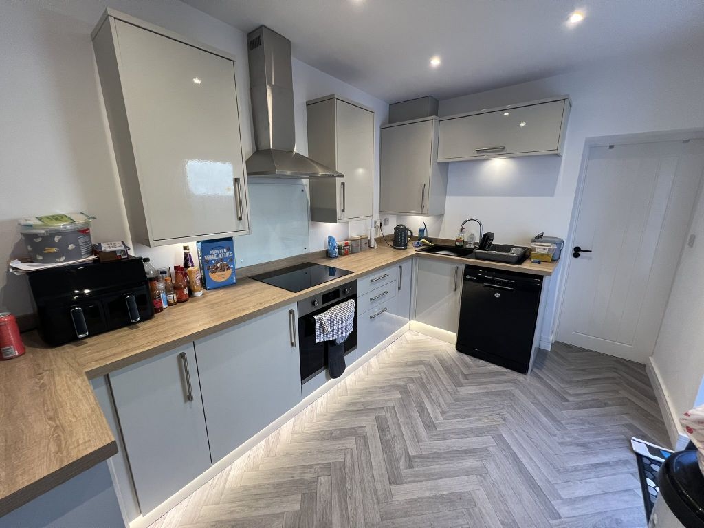 Property photo 2 of 10 Img_5854