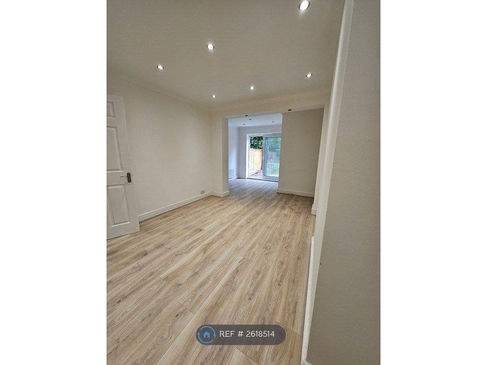Property photo 1 of 15 Main Living  And Dining Area