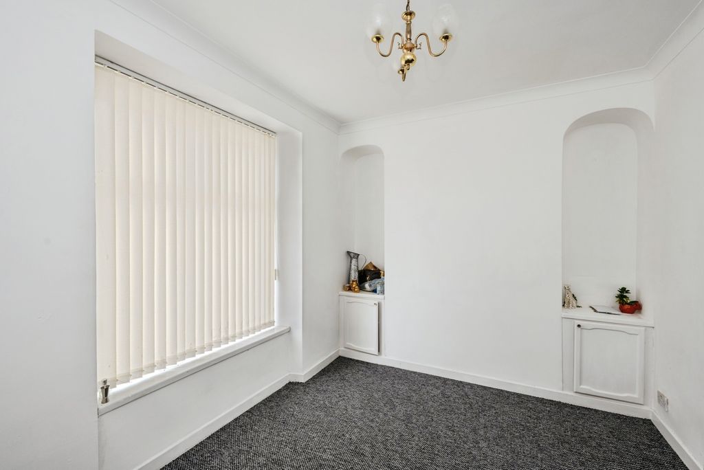 Property photo 2 of 18 Pbox-Img.Jpg