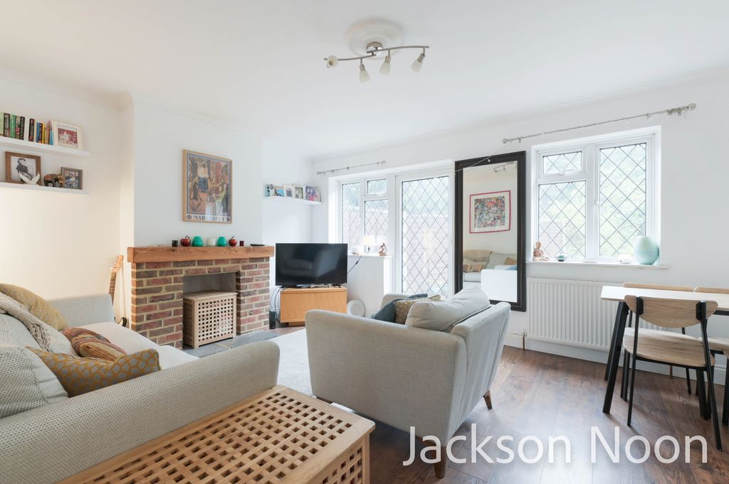Property photo 2 of 13