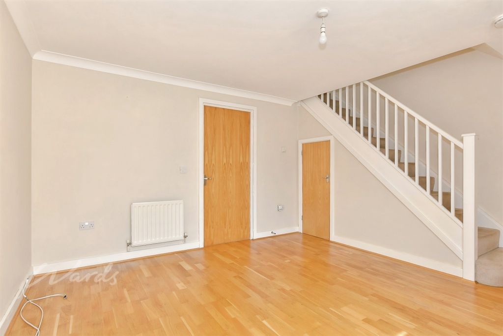 Property photo 2 of 9 4Ff92Ecf-901H3Phq