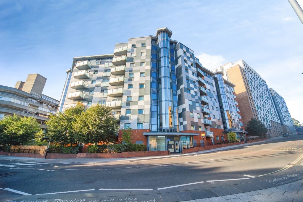 Property photo 1 of 10 Pbox-Img.Jpg