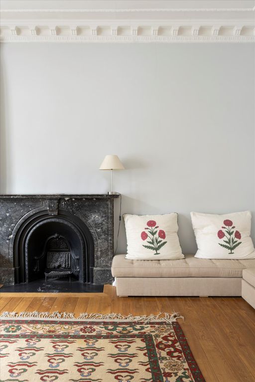 Property photo 3 of 12 Image