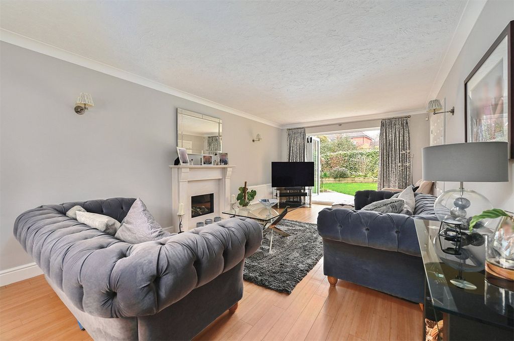 Property photo 3 of 17 Picture No. 14