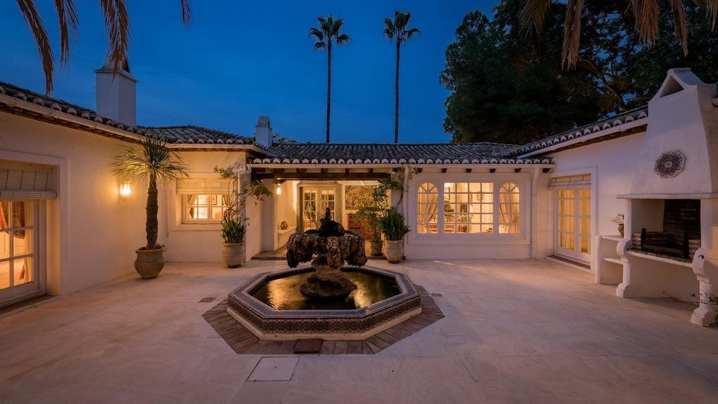 Property photo 3 of 36