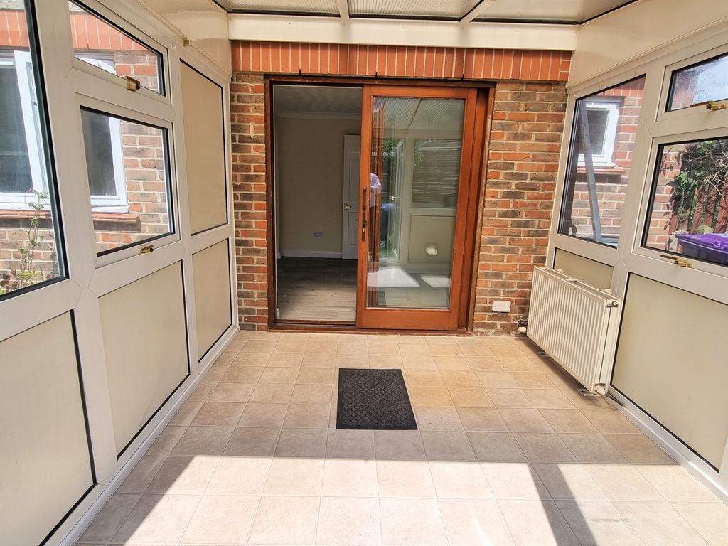 Property photo 3 of 12 Conservatory