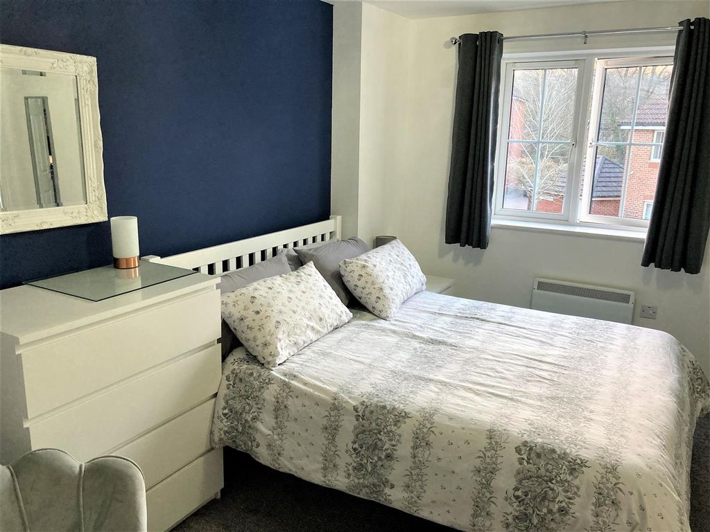 Property photo 3 of 13