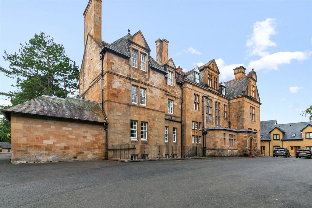 Property photo 1 of 35 Picture No. 05