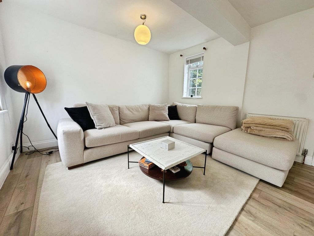 Property photo 2 of 19 Reception Room