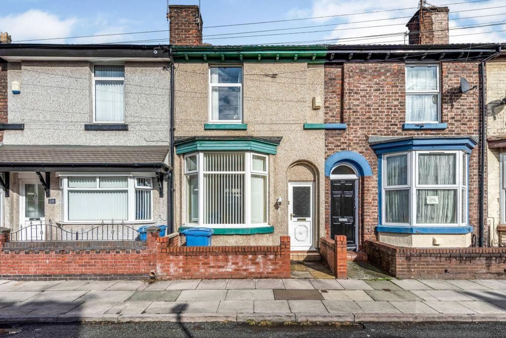Property photo 1 of 12