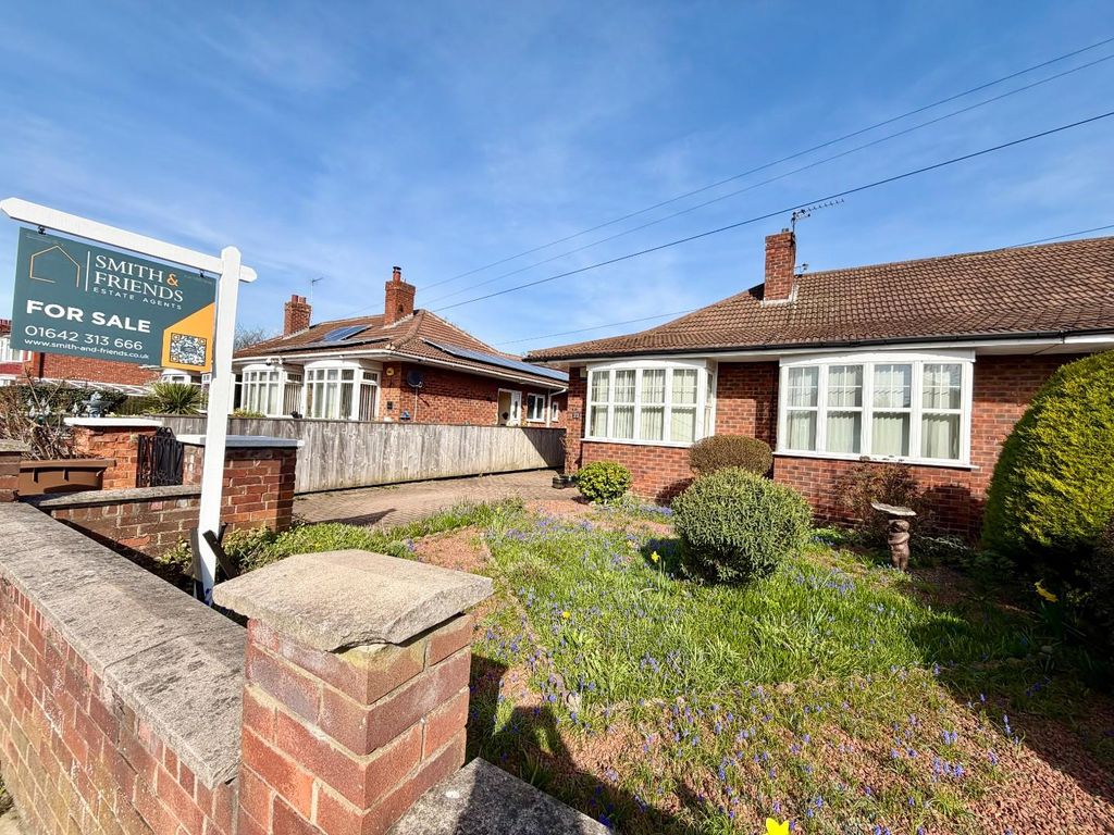 Property photo 1 of 13 External