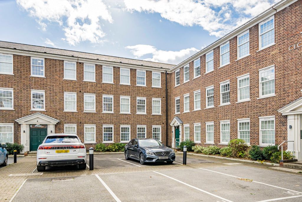 Property photo 1 of 11 Picture No. 02