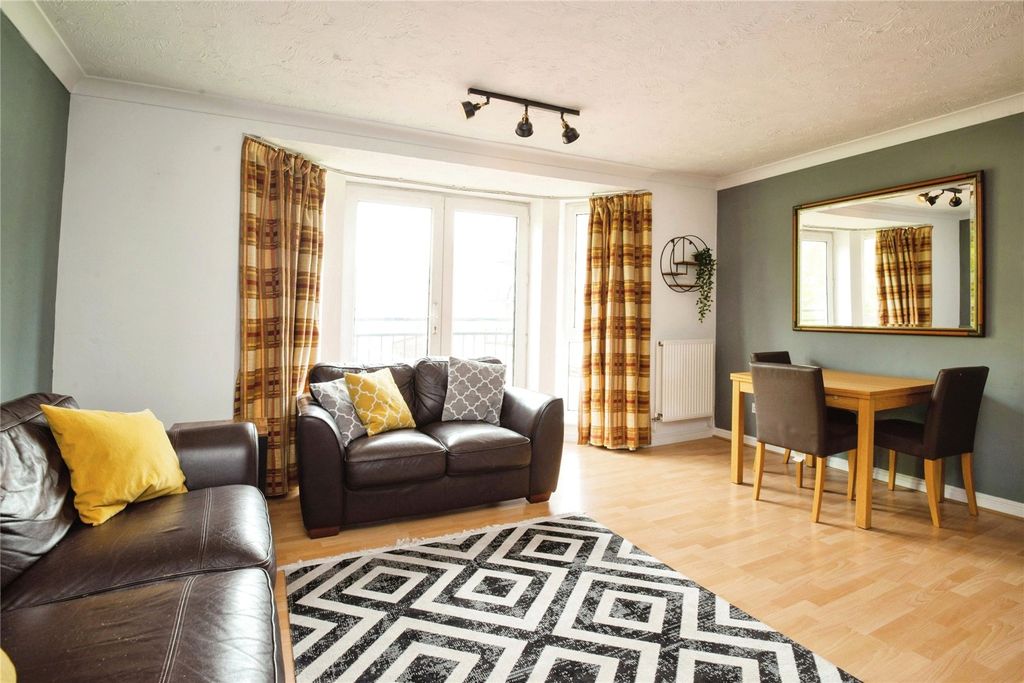 Property photo 3 of 10 Picture No. 06