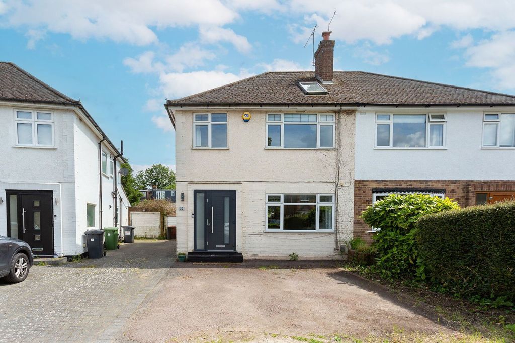 Property photo 1 of 25