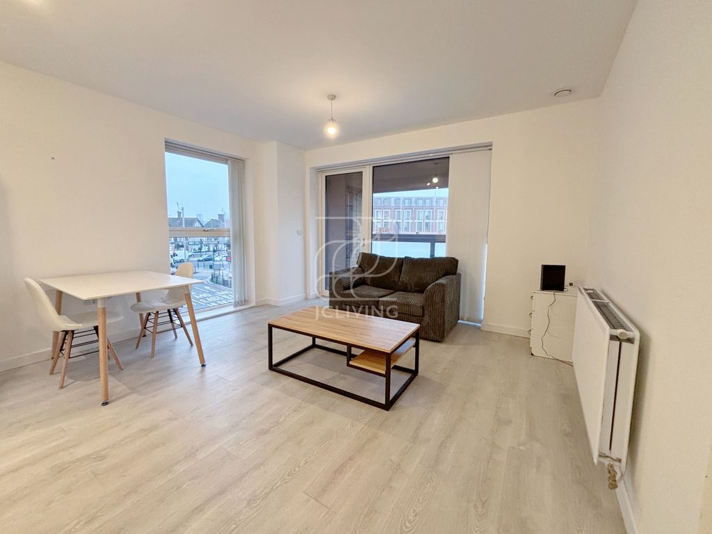 Property photo 1 of 7 Winter Apartments, East Acton Lane, London W3