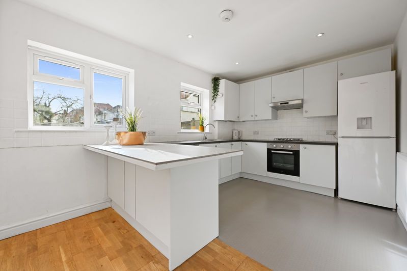 Property photo 3 of 14 Photo 12