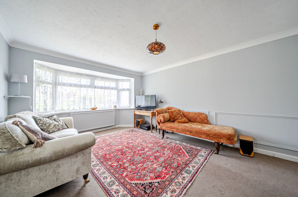 Property photo 2 of 17 1471601-14-6A2053...