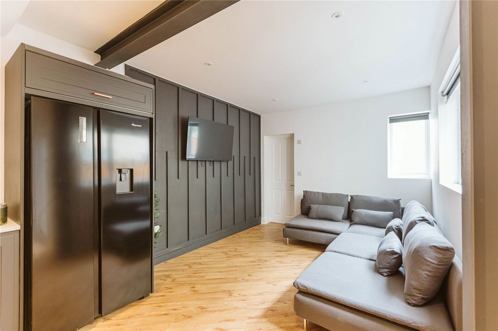 Property photo 1 of 13 Picture No. 15