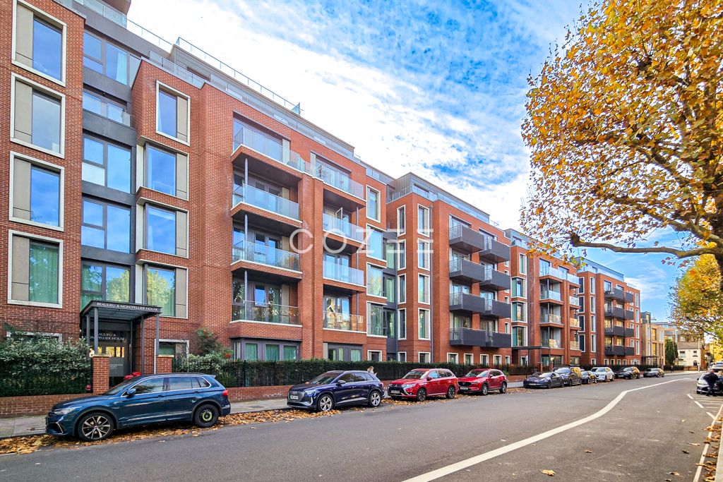 Property photo 1 of 18