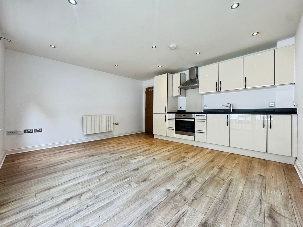 Property photo 2 of 7 Pbox-Img.Jpg