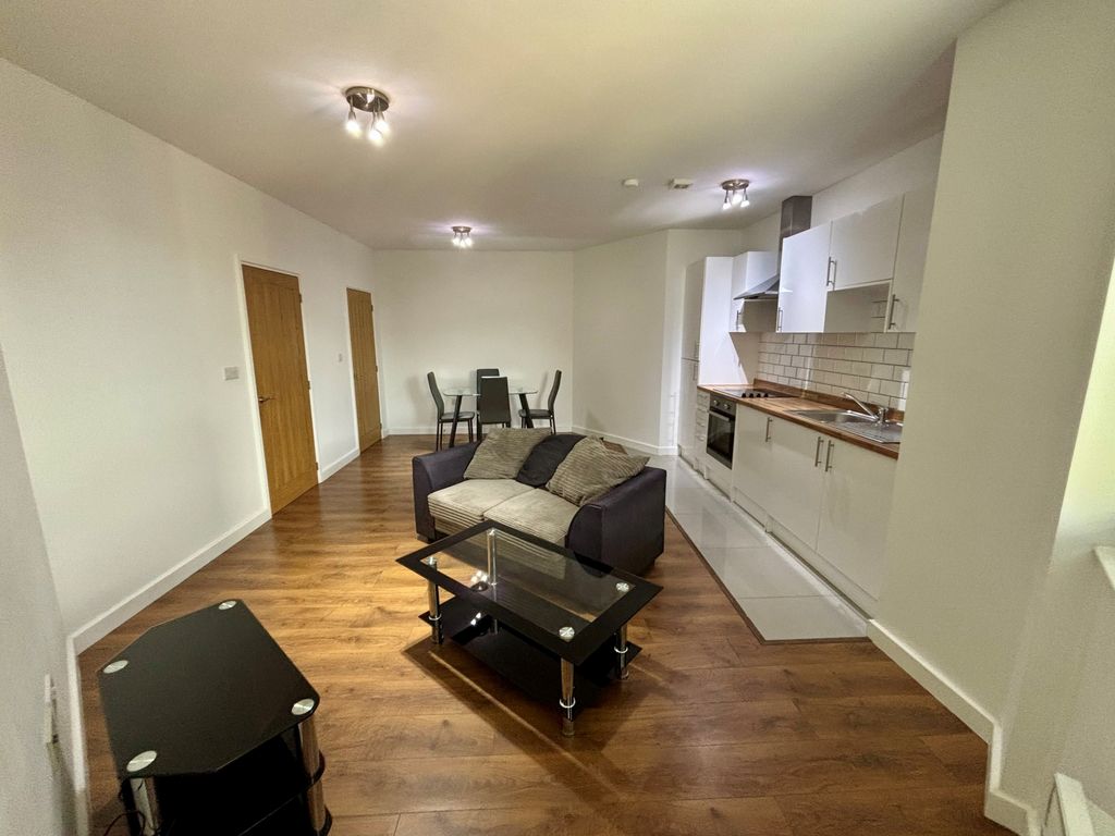 Property photo 3 of 7 Living Area