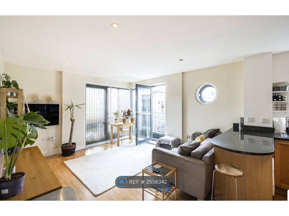 Property photo 1 of 10 Reception Room/Kitchen