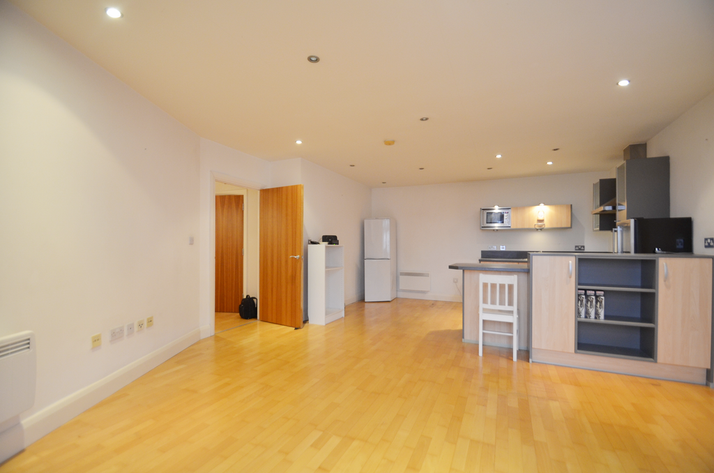 Property photo 3 of 11 Untitled (11)