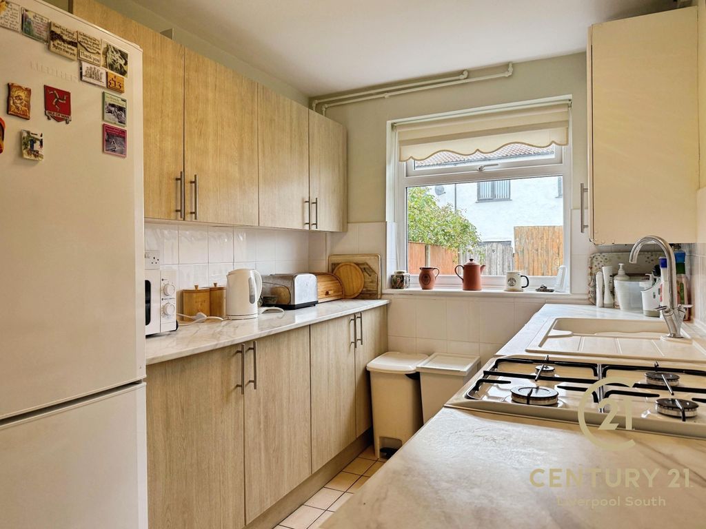 Property photo 2 of 24