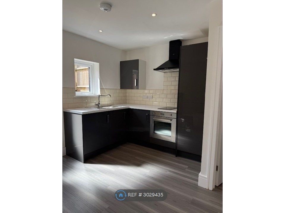 Property photo 1 of 7 Kitchen Including Integrated Smeg Appliances