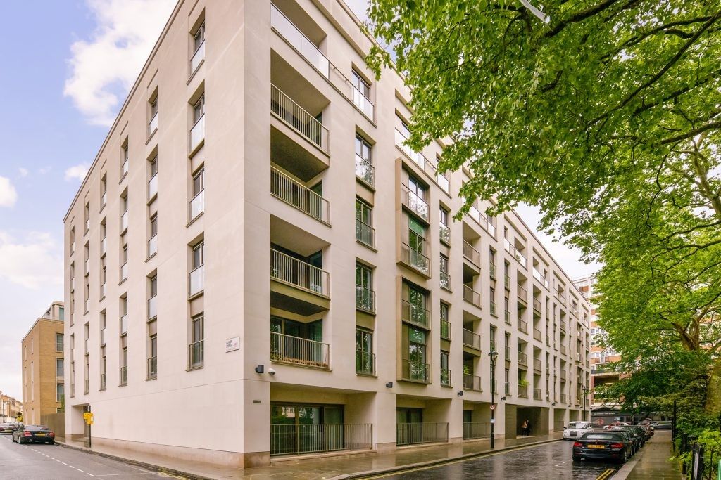 Property photo 3 of 8 Photo 6