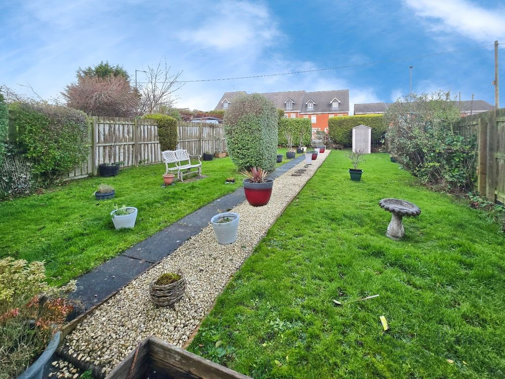 Property photo 3 of 13 Picture No. 02