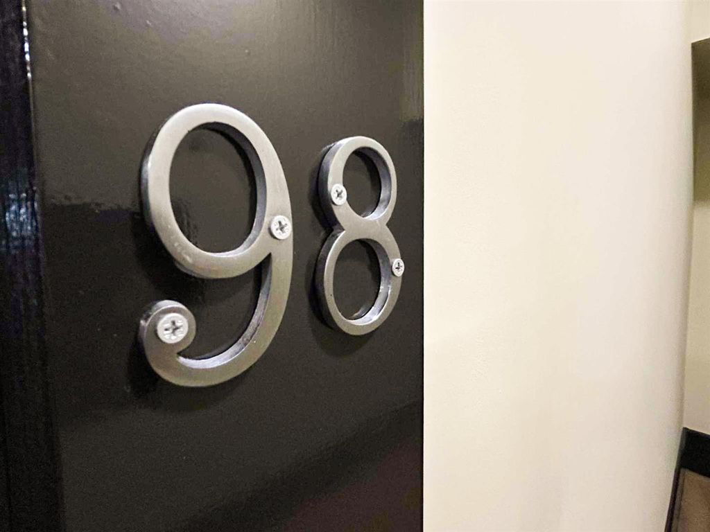 Property photo 3 of 13 B83318A7-3Faf-4180-B615-B494ce8Aad18