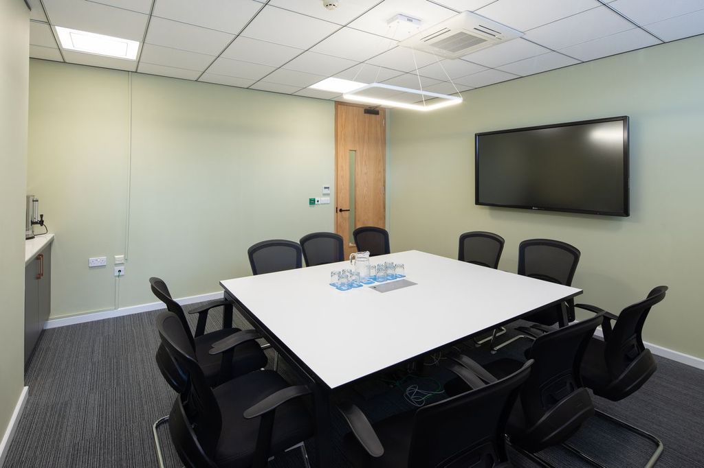 Property photo 3 of 8