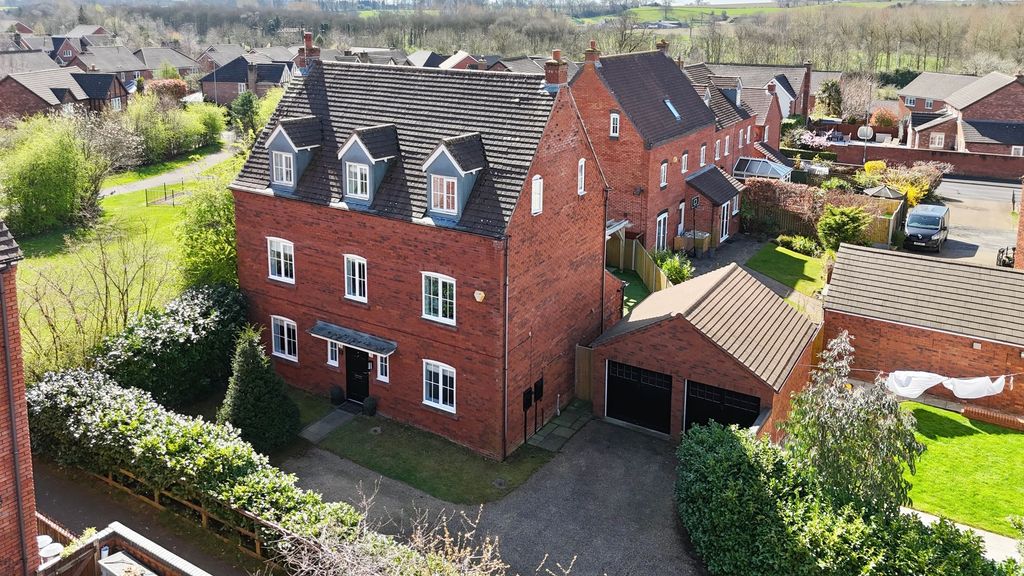 Property photo 1 of 34