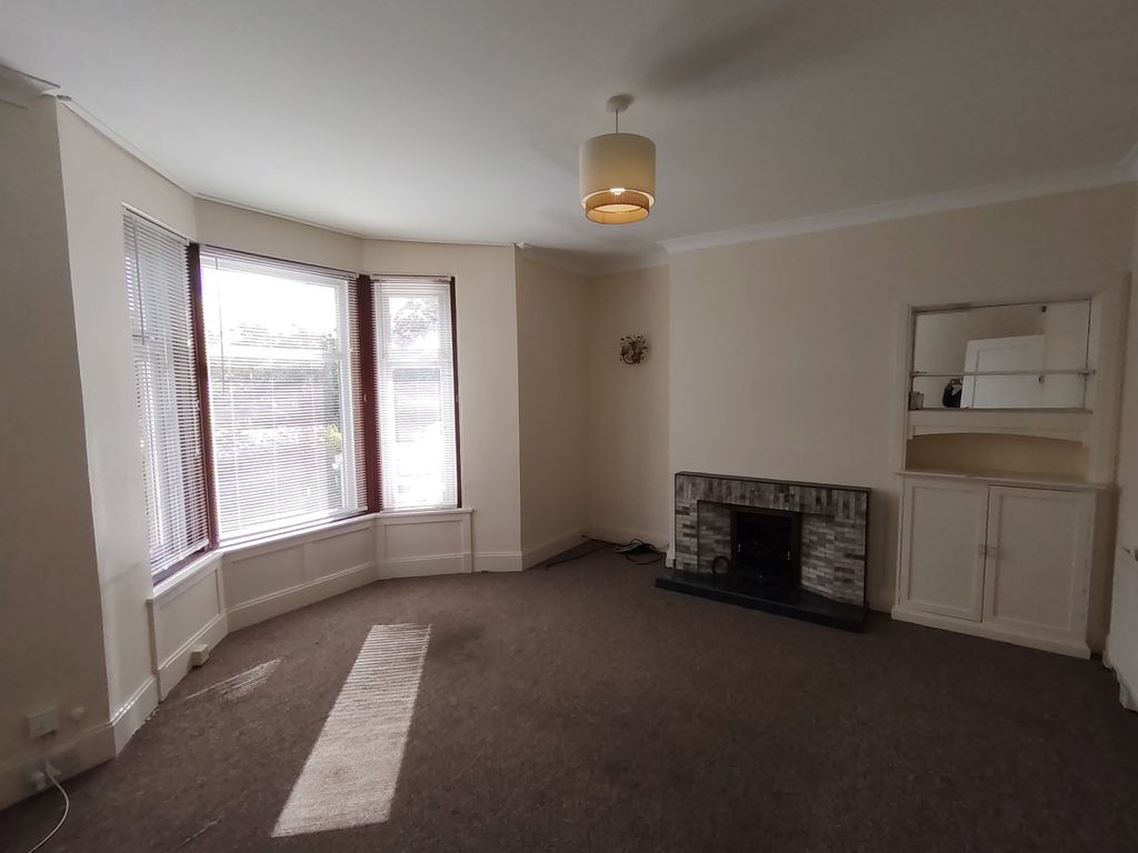 Property photo 2 of 17 Img_20260923_141204
