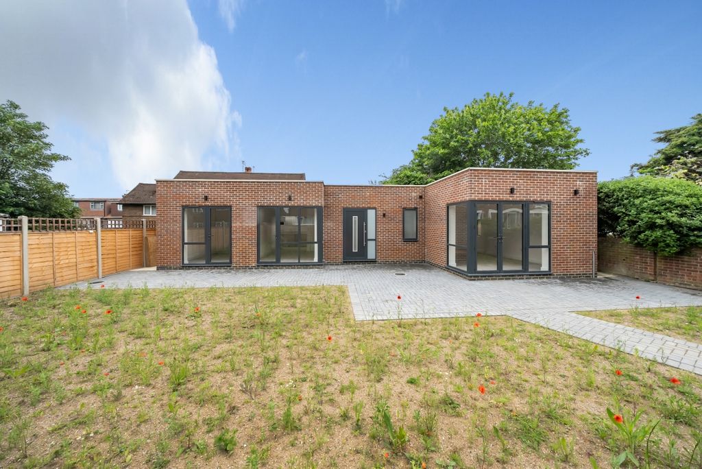 Property photo 1 of 15 1138583 (1)