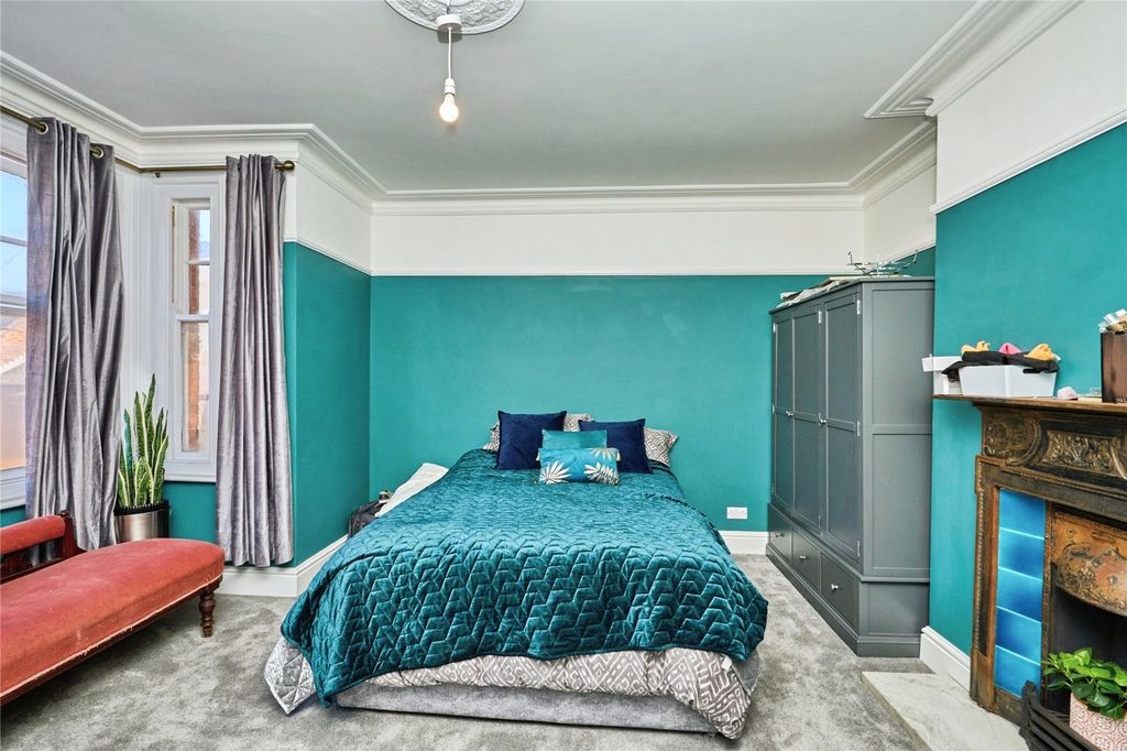 Property photo 3 of 13 Picture No. 10