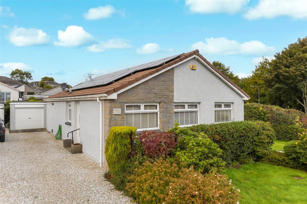 Property photo 1 of 19 Picture No. 02