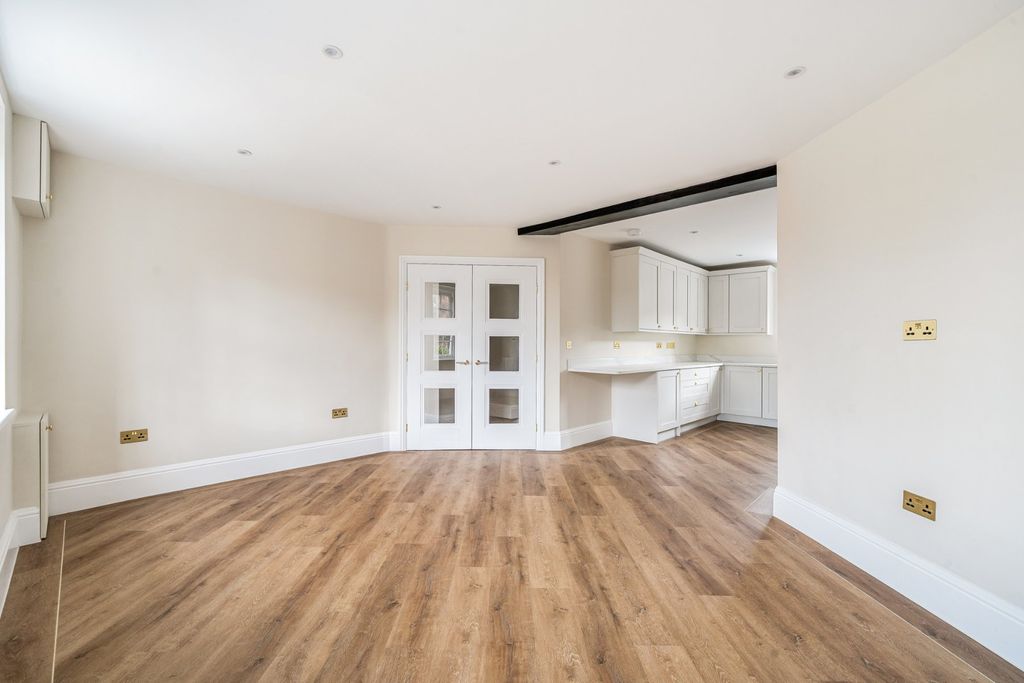 Additional image 8 of 4 bed detached house for saleGodalming, Surrey GU7