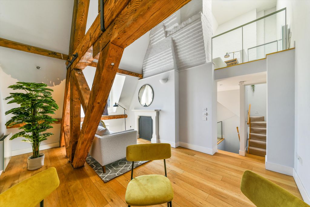 Property photo 1 of 11 Image